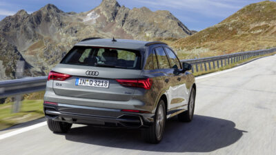 AUDI Q3